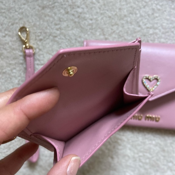 Miu Miu pink wristlet+ card case set - Picture 11 of 17